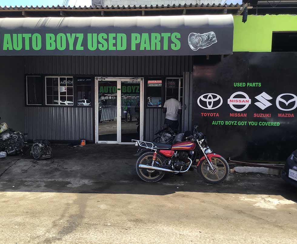 Auto parts store place near me